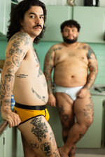 Briefs mostaza