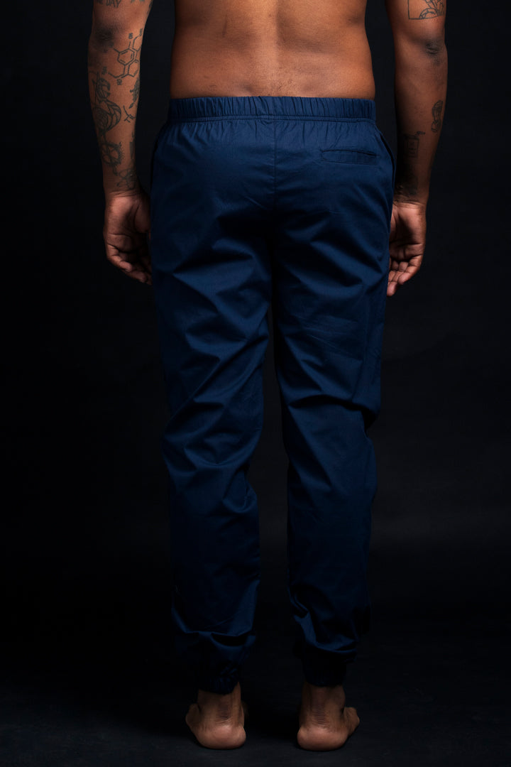 Pantalón azul oscuro