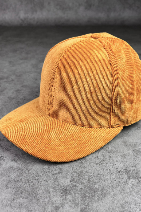 Gorra corduroy mostaza